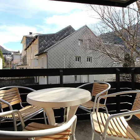 Apartment Mont-dore, T2 Avec Balcon, Parking Et Wifi Proche Centre - Fr-1-608-271 Mont-Dore